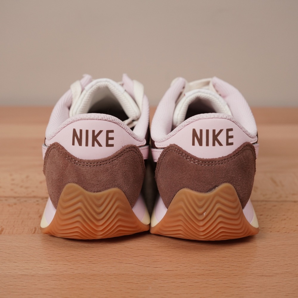 Nike Sneakers Women 8.5 Brown Waffle Debut Retro Lifestyle Shoes DX2943-200 - Picture 5 of 9